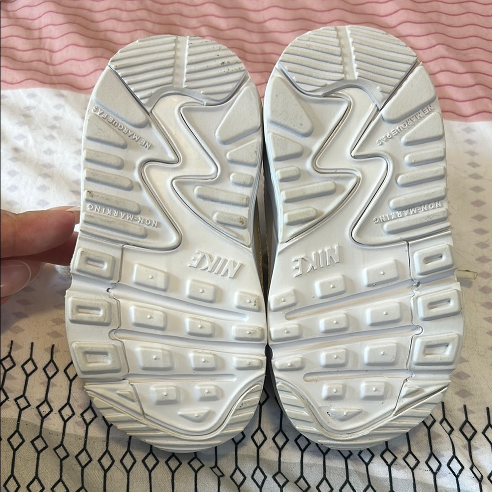 Nike White and Gray Sneakers** - Picture 6 of 6